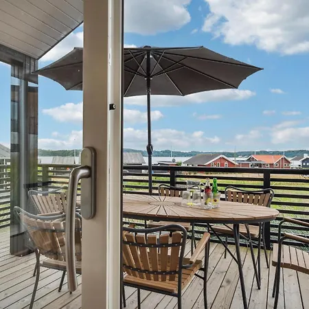 3 Bedroom Beautiful In 4*