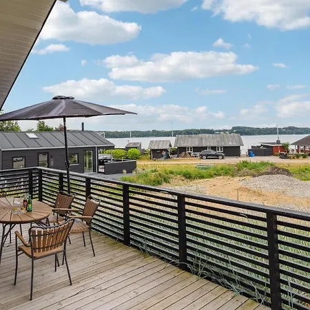 Hotel 3 Bedroom Beautiful In Haderslev